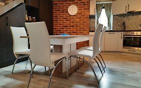 Exclusive Art Apartment